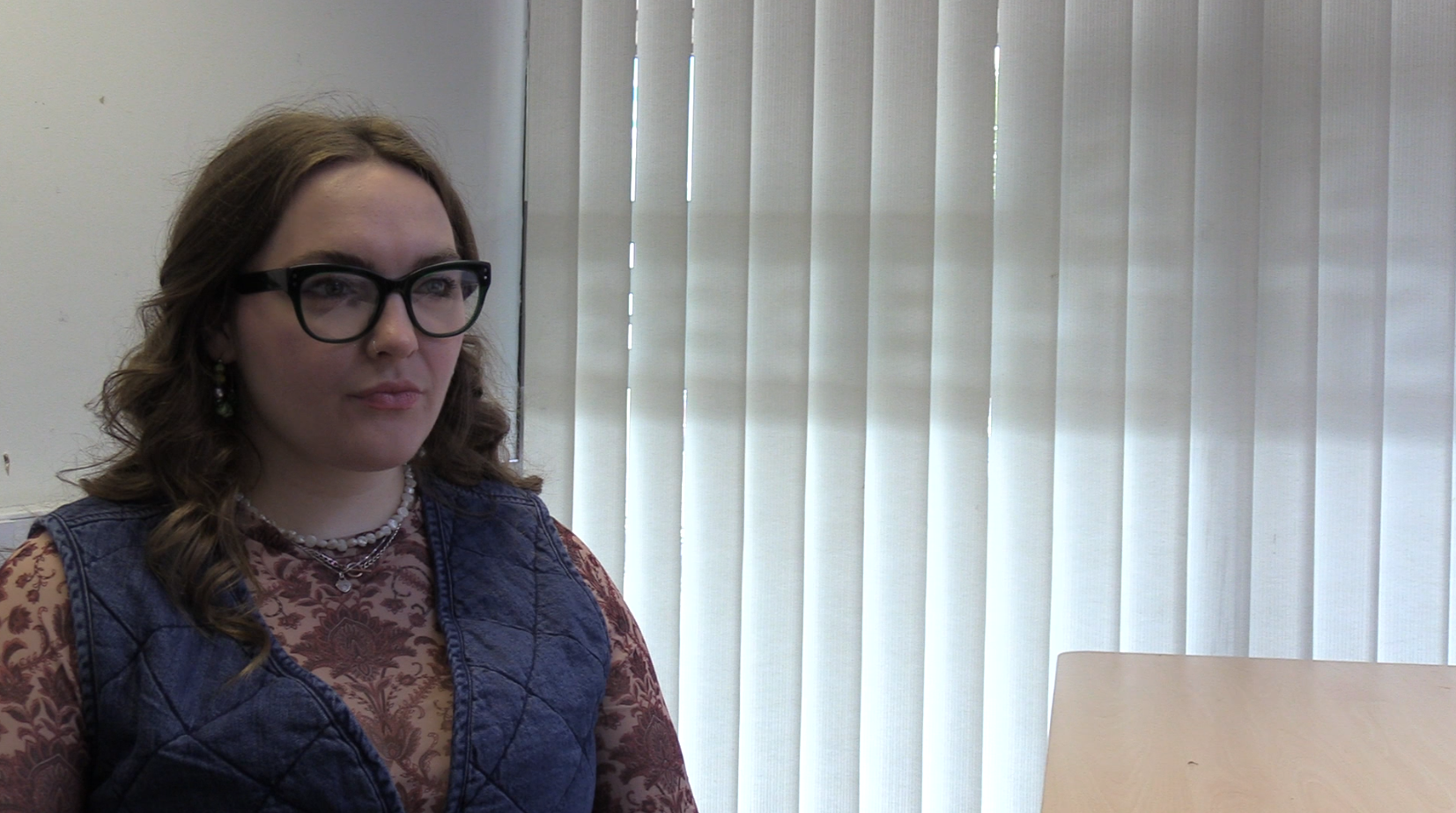 Libbie Corrie experiences severe period pain.