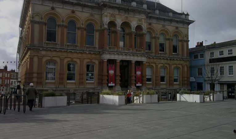 Drunken public cause problems for Ipswich town 